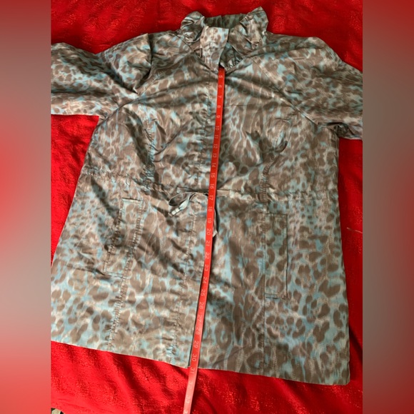 Simonton Says by George Simonton, Blue/Brown Leapard Print Raincoat, Size L - Picture 8 of 9